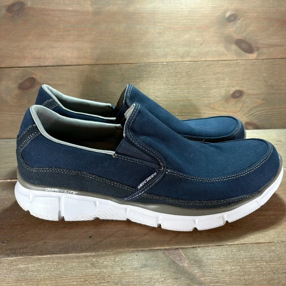 Skechers Equalizer Mens size 12 shoes Navy Canvas Slip On Dual Lite sneakers